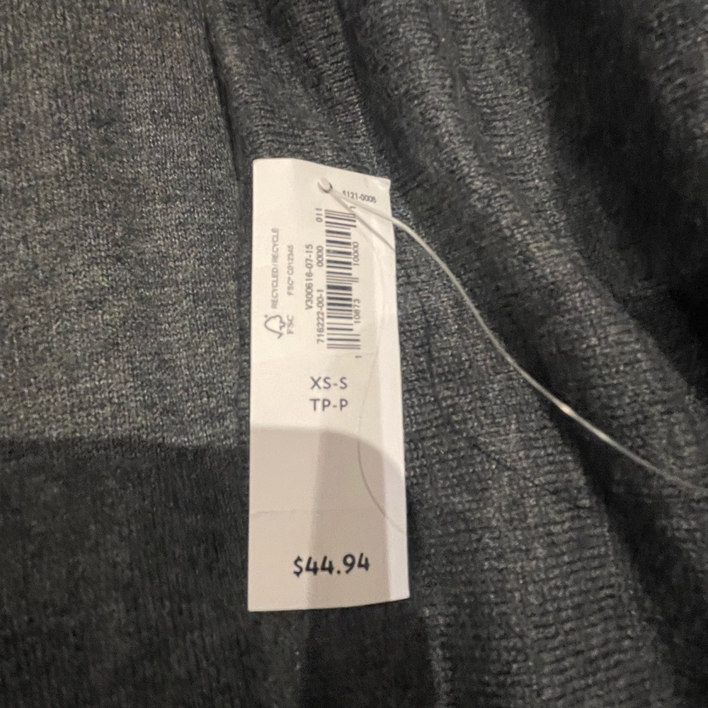 Old Navy Men's Gray Crewneck Hoodie Sweater - Picture 4 of 5